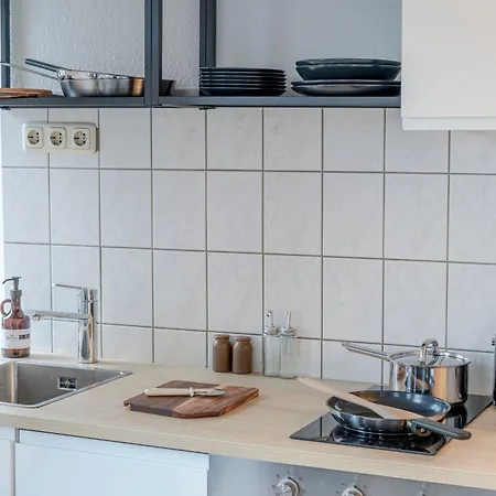 Spacestays 4 Personen Wlan Smart-tv Apartmán
